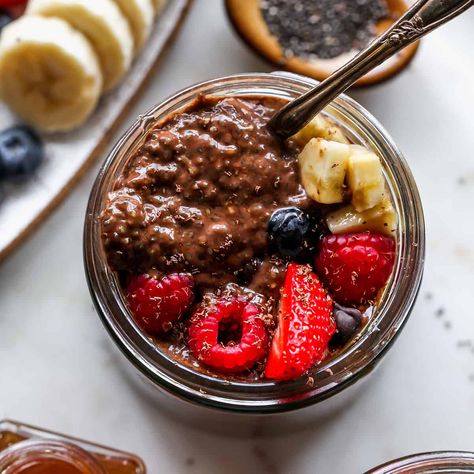 Chocolate Chia Pudding Recipe - JoyFoodSunshine Best Chia Pudding Recipe, Banana Oatmeal Cookies Healthy, Chocolate Chia Pudding Recipes, Vanilla Chia Pudding, Chocolate Chia Seed Pudding, Chia Pudding Recipe, Chia Seed Recipes Pudding, Chia Recipe, Chocolate Pudding Recipes