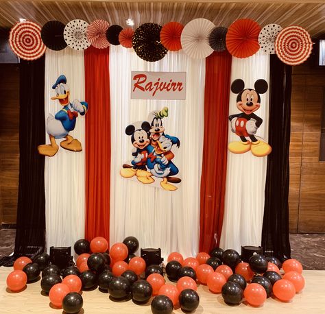 Disney Dance Decorations, Disney Theme Decorations, Disney Dance, Disney Afternoon, Dance Decorations, Backdrop Decor, Homecoming Dance, Disney Theme, Backdrop Decorations