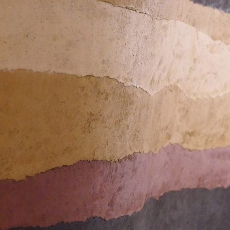 Clay Plaster Walls Interiors, Curved Plaster Wall, Clay Plaster Walls, Textured Plaster Walls, Sunrise House, Concrete Mix Design, Clay Plaster, Plaster Texture, Chicken Kitchen