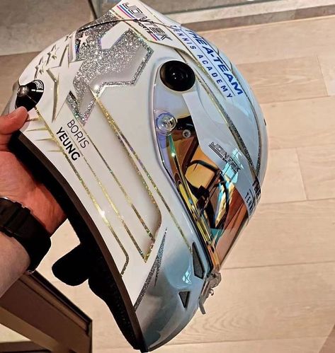 Racing Helmet Aesthetic, F1 Racing Helmet, Race Car Helmet Designs, Motorsport Helmet Design, Helmet Design Karting, Go Kart Helmet Designs, Karting Helmet Design Ideas, F1 Helmet Design Concept Art, Race Helmet Design