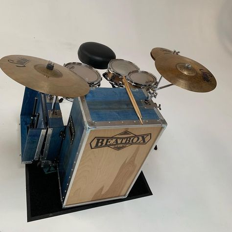 Electric Drums, Drum Box, Drum Sets, Home Recording Studio, Folk Instruments, Cocktail Kits, Drum Kit, Drum Kits, Drum Set