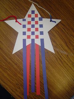 Mrs. T's First Grade Class: Veterans Day Veterans Day Crafts For Kids, Veterans Day Crafts, Paper Plate Animals, Veterans Day Activities, Patriotic Art, Puffy Paint, Patriotic Crafts, Animal Crafts For Kids, Kindergarten Crafts