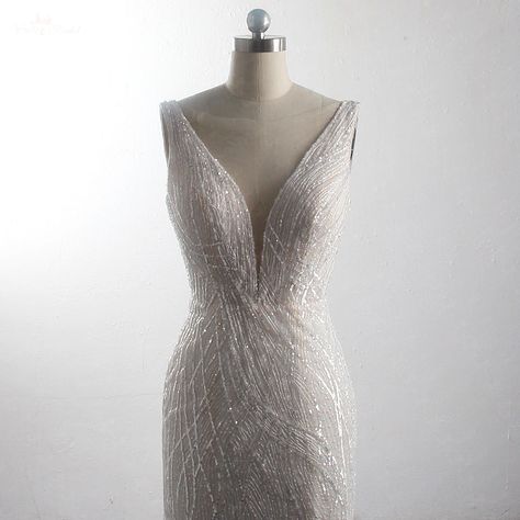 Wedding Dress Sparkly, Long Bridal Gown, Crystal Wedding Dress, Beaded Wedding Gowns, Glitter Wedding Dress, Sparkle Wedding Dress, Sparkly Wedding, Wedding Reception Dress, Sparkle Wedding