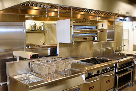 industrial kitchen equipment | Commercial Kitchen Consulting / Commercial Kitchen Supply / Kitchen ... Kitchen Appliances, Restaurants Design, Industrial Kitchen, Commercial Kitchen, Dream Kitchen, Stove Top, Breakfast Bar, Kitchen Design, Stainless Steel