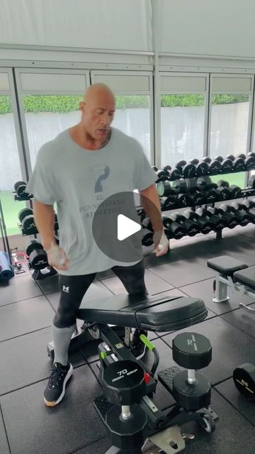 Dumbell Exercises Men, Muscle Exercises, Weight Training Exercises, Back Exercises For Men At Home, Arnold Back Workout, Dwayne Johnson Body, Proper Deadlift Form, Ryan Humiston Back Workout, Dwayne Johnson Workout