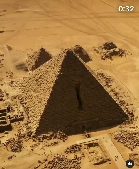 Pyramids Of Egypt, Giza Plateau, Egypt Today, Pyramids Egypt, Giza Egypt, Great Pyramid, Great Pyramid Of Giza, Ancient Egypt Art, Egypt Tours