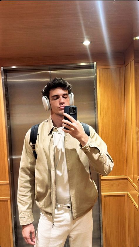 Xavier Serrano, Foodie Instagram, Men Photography, Trendy Fall Outfits, Creative Jewelry, Book Characters, My Crush, Fall Outfits, Lookbook