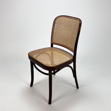 Listed on VNTG.com: No. 811 Chair by Josef Hoffman for FMG, 1960s | #vntg #vintage Art History, Hoffman Chair, Thonet Dining Chairs, Salon Chairs, Mid Century Armchair, Wicker Chair, Desk Chair, Vintage Design, 1960s