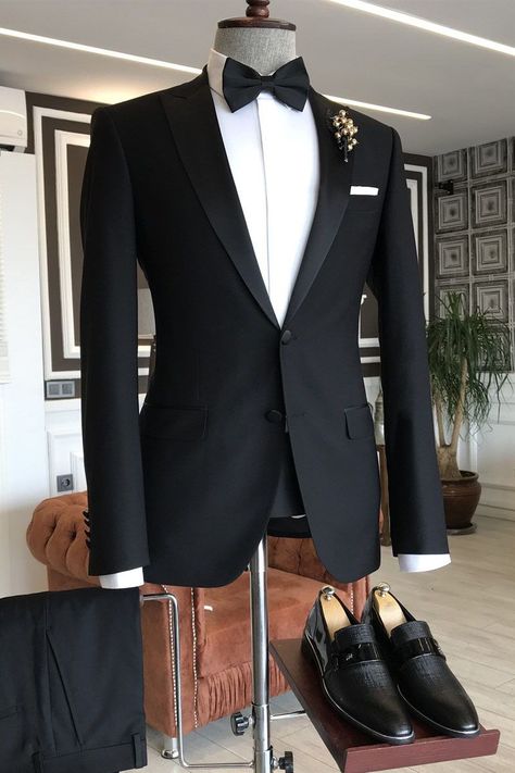 Discover Cedric Traditional Black Peaked Lapel Slim Fit Business Suit with allabousuit. Shop for a range of Black Peaked Lapel men's suits for every occasion with rush order service in cheap price. Wedding Suits Men Black, Groom Suit Black, Black Men Suits, Wedding Tux, Stylish Mens Suits, Black Suit Men, Black Suit Wedding, Men's Business Suits, Wedding Suits Groom