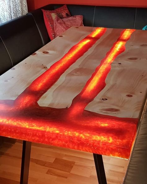 #epoxy #rivertable #diy #wood #epoxytable Dinner Table Design, Epoxy Wood Table, Wood Resin Table, Wood Table Design, Woodworking Projects Furniture, Epoxy Table, Epoxy Resin Table, Woodworking Projects That Sell, Epoxy Resin Wood