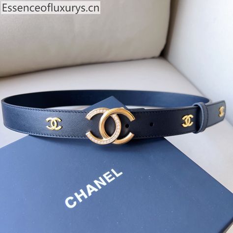 Chanel Vintage CC Logo Buckle Black Leather Belt 30MM Ladies Belts, Chanel Vintage, Chanel Belt, Black Leather Belt, Cc Logo, Vintage Chanel, Leather Belt, Belts, Black Leather