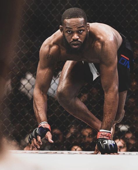 Ufc Fighters Men, Jon Bones Jones, Jones Ufc, Jon Jones Ufc, Jon Bones, Boxing Images, Ufc Boxing, Jon Jones, Ufc Fighter