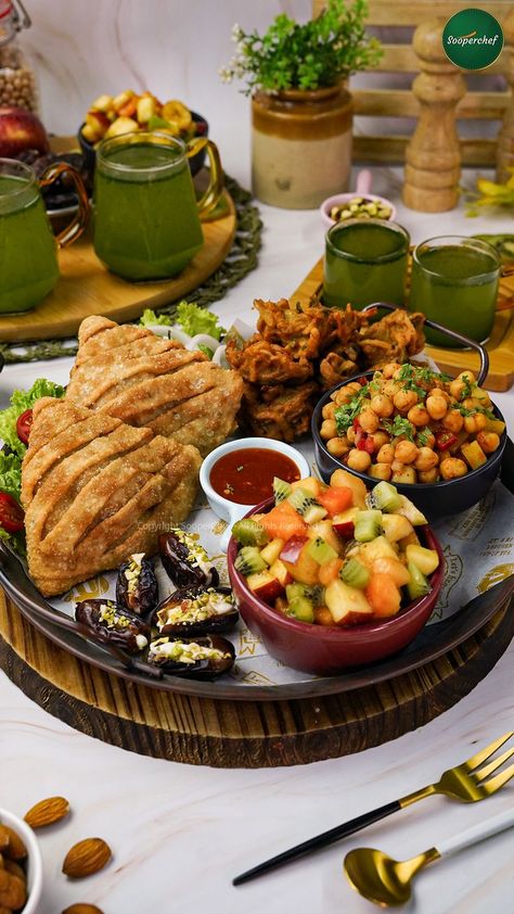 Iftar Tray Ideas, Eid Platter Ideas, Iftar Platter Ideas, Healthy Iftar Ideas, Iftar Box Ideas, Iftar Food Ideas, Iftar Menu Ideas, Iftar Photography, Ramadan Food Iftar Table