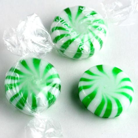 Spearmint Candy, Constructed Textiles, Mints Candy, Winter Angel, Luxury Candy, Sweet Games, Wrapped Candy, St Patricks Day Food, Xmas Cake