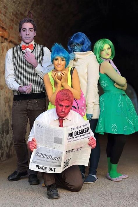 Fear, Joy, Sadness, Disgust & Anger (Cosplay by Unknown) #InsideOut Best Group Halloween Costumes, Group Cosplay, Halloween Group, Cute Group Halloween Costumes, Diy Kostüm, Games Diy, Masks Diy, Halloween Recipe, Halloween Costumes Friends