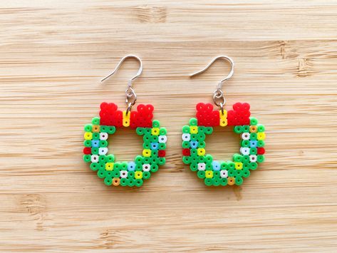 Perler Christmas Earrings, Perler Bead Christmas Earrings, Fuse Beads Earrings, Melty Bead Earrings, Christmas Perler Bead Earrings, Perler Bead Wreath, Christmas Fuse Beads, Perler Beads Jewelry, Perler Bead Earrings Patterns