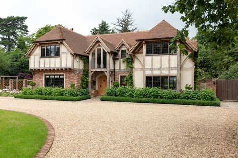 Feature Brick Wall, Boat Images, Tudor House Exterior, Dream House Garden, Border Oak, British Landscape, The Manor House, Manor Houses, Tudor House