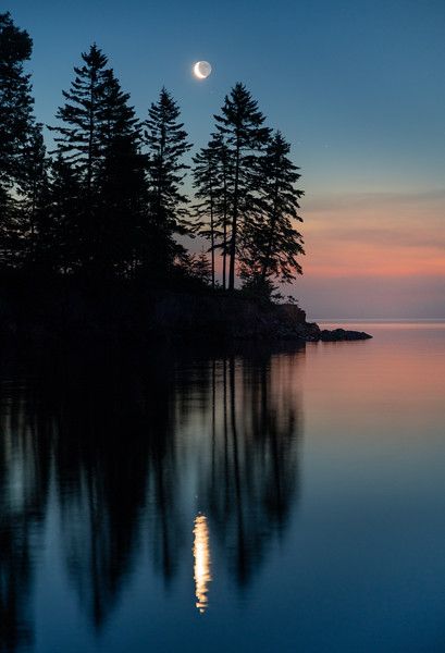 North Shore of Lake Superior - Ken Harmon Lake Photography, Pastel Landscape, Lake Painting, Moon Painting, Lake Sunset, Landscape Artwork, Lake Superior, Beautiful Nature Scenes, North Shore