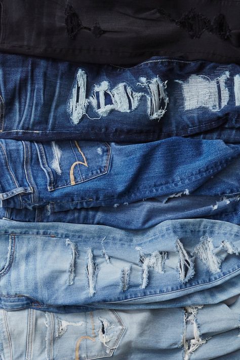 Keep an eye out for these and more new jeans, coming SOON! Cute Jeans Outfit, Jeans Casual Outfit, Cute Ripped Jeans, Color Jeans, Cute Outfits With Jeans, Ae Jeans, Jeans Collection, Trendy Swimwear, Jeans American Eagle