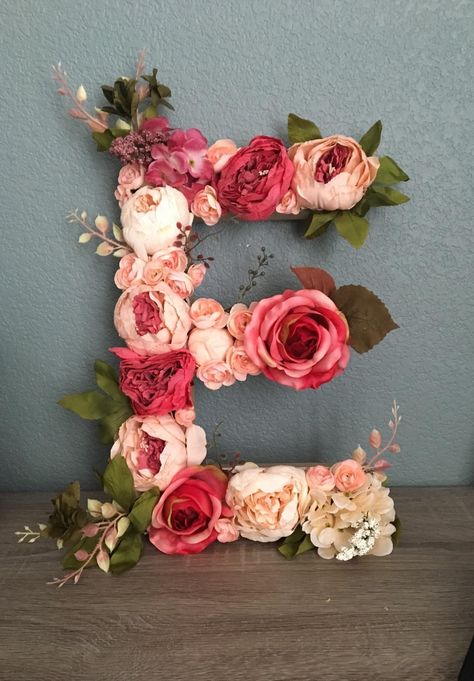 Floral Letters Diy, Flower Letters Diy, Letter Diy, Deco Champetre, Diy Letters, Boho Nursery Decor, Peony Rose, Flower Letters, Floral Letters