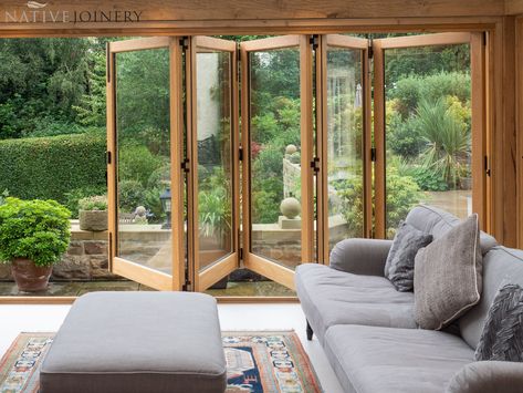 Bifold Doors Onto Patio, Bi Folding Doors Kitchen, Oak Bifold Doors, External Bifold Doors, Folding Doors Exterior, Living Room Sliding Doors, Bifolding Doors, External Door Handles, Trendy Interiors