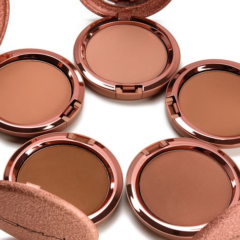 MAC Sunstruck Matte Bronzer ($35.00 for 0.28 oz.) is a new, matte bronzing powder available in 10 shades. It boasts 24-hour wear, so you know how much I'm looking forward to testing that claim 😂 Here are swatches of all 10 shades! Mac Bronzer, Matte Medium, Best Mac, How To Match Foundation, Sparkly Eyes, Matte Bronzer, Bite Beauty, Bronzing Powder, Gel Liner