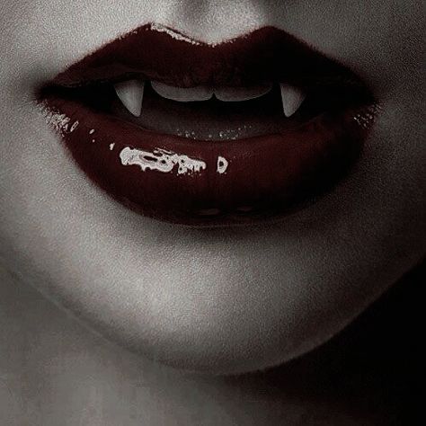 Victoria + Core + Aesthetic, Victoria + Core, Victorian Vampire, Vampire Stories, Vampire Teeth, Vampire Goth, Vampire Girls, Vampire Art, Gothic Aesthetic