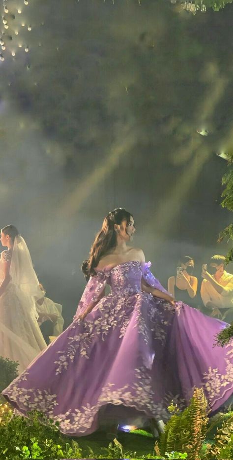 Fantasy Debut Theme, Theme Debut Ideas, Filipino 18th Debut, Filipino Prom Dress, Debut Filipino Dresses, Rapunzel Debut Theme, Debutante Dresses Filipino, 18th Debut Dress, Purple Quinceañera Dresses