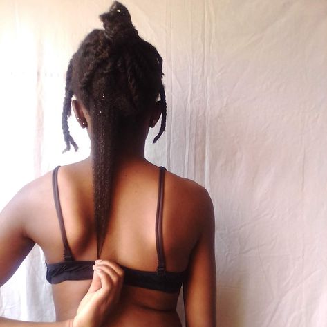 Just got to bra strap length Bra Strap Length Natural Hair, Bra Strap Length Hair, 4c Natural Hair, Bra Straps, 4c Hairstyles, Natural Hair Growth, Natural Hair Journey, Hair Journey, Hair Growth