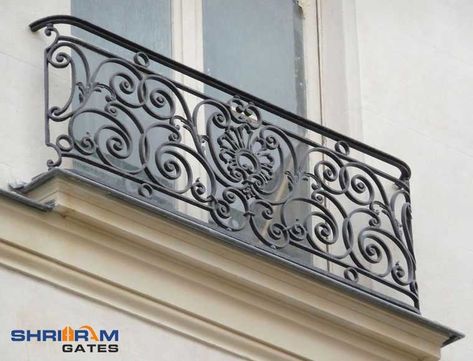 Wrought Iron Balcony Railing – Shri Ram Gates Wrought Iron Railing Exterior, Iron Railings Outdoor, Iron Balcony Railing, Wrought Iron Staircase, Iron Patio Furniture, Iron Staircase, Iron Stair Railing, Wrought Iron Stairs, Balcony Grill