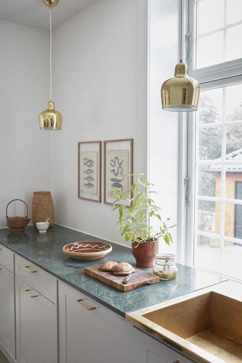 Peek Inside the Beautiful Home of Skagerak Owners - Nordic Design Denmark House, Danish House, Teapot Design, Victorian Tiles, Pink House, Kitchen Marble, Dining Nook, Diy Desk, Pink Houses