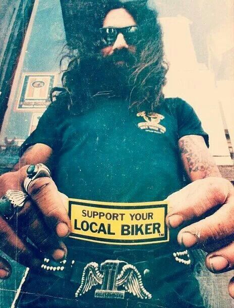 SUPPORT YOUR LOCAL BIKER 70s Biker Aesthetic, 70s Biker, Vintage Biker Style, Biker Aesthetic, Motorcycle Culture, Cb 750, Biker Lifestyle, Biker Gang, Fotografi Vintage