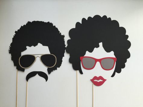 Afro party photo props,Afro birthday party props, wedding photo props l Afro hair 11Wx11.25H 2 Glasses 6.5 1 Lips 3 1 Mustaches 4 * FREE gift Bollywood Party Decorations, Diy Fotokabine, Foto Booth, Holiday Photo Booth Props, Hippie Birthday Party, 70s Party Theme, Beatles Party, 80s Party Decorations, Holiday Photo Booth