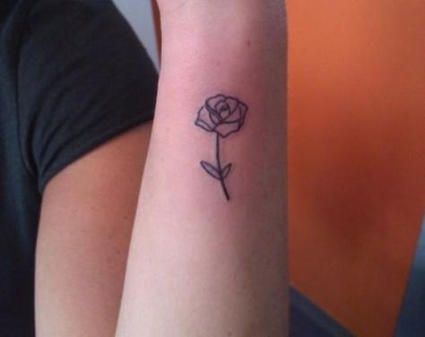 #rose #tattoo #tattoos #ideas #designs #men #formen #menstattooideas Rose Outline Tattoo, Rose Tattoo On Ankle, Simple Rose Tattoo, Rose Tattoos For Men, Rose Tattoos For Women, Small Rose Tattoo, Rose Tattoo Design, Small Tattoos For Guys, Tattoo Feminina