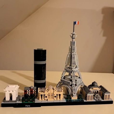 Paris LEGO architecture model Lego Paris, French Accent, Lego Lovers, Lego Architecture, Production Design, Lego Art, Lego Creations, Lego Sets, Fan Club