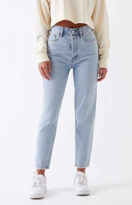 Slim Jeans Outfit, Best Mom Jeans, High Waisted Jeans Outfit, Slim Mom Jeans, Blue Mom Jeans, Mom Jeans Outfit, Jeans Outfit Women, Trendy Pants, Outfit Jeans