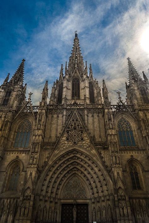 Gothic Quarter is the most old part of Barcelona, there located museums, Cathedral and many shops Cathedral Of Barcelona, Gothic Quarter Barcelona, Barcelona Travel Guide, Gothic Quarter, Barcelona Travel, Join Me, Architecture House, Barcelona Cathedral, Travel Guide