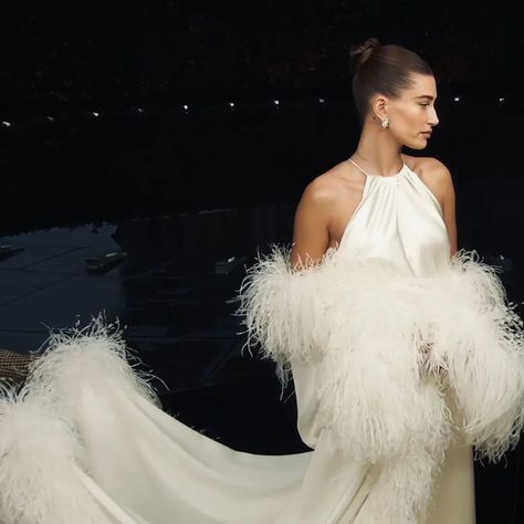 Hailey Met Gala, Hailey Bieber Met Gala 2022, Hailey Bieber Met Gala, Hailey Baldwin Style, Melbourne Wedding, Hailey Baldwin, Old Hollywood Glamour, Hailey Bieber, Hollywood Glamour