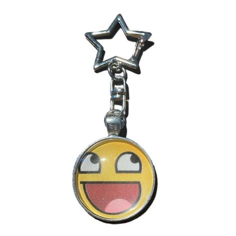 epic face star keychain y2k pendant is 25mm or 1 inch! free shipping! Keychains For Keys, Indie Keychain, Emo Keychains, Yugioh Keychain, Cool Trinkets, Silly Keychains, Scene Keychain, Random Things To Buy, Silly Trinkets