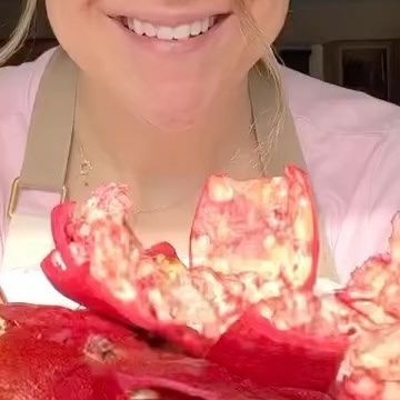 Mother Nature Heals on Instagram: "Double tap If you find this helpful ❤️ @plantyou explains what to do with pomegranate peels ☝️ Make sure you follow @naturethecure to learn how can help you heal yourself ❤ - - Like | Comment | Save | Share Turn on post notifications📢 - Follow our new page @getrelieffast for daily relief tips 🙏 - - Please DM for credit or removal ⁣ The copyright to this video doesn’t belong to @naturethecure , it is edited and shared for the purpose of awareness, the page doesn’t make money out of these contents and if the content OWNER (visual/audio) of this post has any issue, we request you to directly message to this page, thus we sort out the outcome. Regards, #losangeles #downtownla #downtownlosangeles #pomegranate #pomegranates #zerowaste" What To Do With Pomegranate, Pomegranate Peel Powder, Fruit Wash, Body Exfoliant, Pomegranate Peel, Pour Over Coffee Maker, Healthy Teas, Pour Over Coffee, Coffee Filter