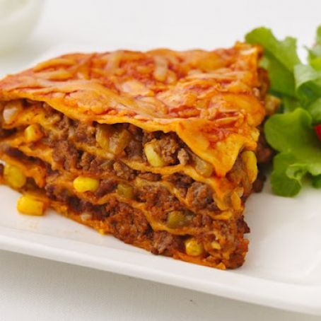 Enchilada Pie Recipe, Enchilada Pie, Beef Enchilada, Smart Points Recipes, Weight Watchers Recipes, Weight Watcher Dinners, Points Recipes, Red Enchilada Sauce, Beef Enchiladas