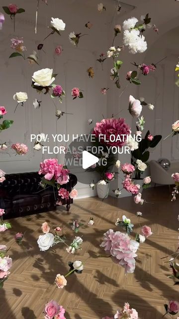 Umair Kabani | Developer & Realtor on Instagram: "You have floating florals for your wedding 
#weddingflowers #indianwedding #pakistaniwedding #weddingdecorations #weddingflorals #floralart" Floating Flower Garland, Floating Florals Wedding, Floating Floral Installation, Floating Floral Backdrop, Floating Flowers Wedding, Floating Floral Arrangements, Proposal Setups, Flower Wedding Decorations, Floating Roses