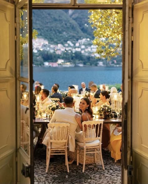 Best Destination Wedding Locations, Comer See, Destination Wedding Italy, Best Destination Wedding, Como Wedding, Lake Como Wedding, European Wedding, Dearly Beloved, Wedding Vision