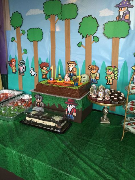 Terraria Birthday Party Ideas, Terraria Cake, Terraria Party, Meg 2, Birthday Party Images, Video Games Birthday Party, Minecraft Birthday Party, Video Games Birthday, Party Projects