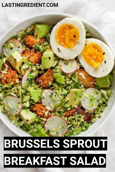 Breakfast Salad Ideas, Bagel Croutons, Salad For Breakfast, Breakfast Salads, Spinach Breakfast, Eggs Avocado, Shredded Brussel Sprouts, Good Morning Breakfast, Brussels Sprout