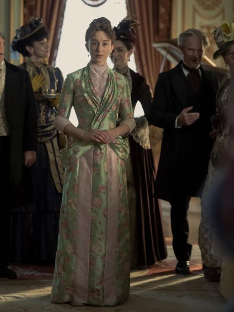 Gilded Age Aesthetic, Glided Age, Gilded Age Fashion, Victorian Outfit, Victorian Princess, British Period Dramas, Edwardian Costumes, Taissa Farmiga, Victorian Era Fashion