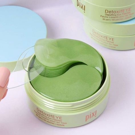 #beautyproducts #skincare #skincareroutine #beautyskincare #face #faceskincare #feelgood #beautycareproducts #facecream #bodycare #affiliate Alat Makeup, Under Eye Puffiness, Eye Patches, Pretty Skin Care, Pretty Skin, Puffy Eyes, Save The Day, Beauty Skin Care Routine, Skin Care Essentials