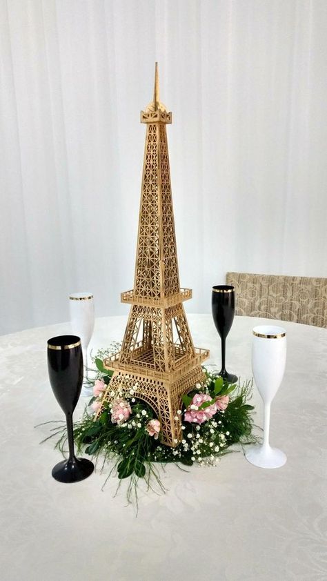 22 Magical Paris Themed Wedding Ideas | weddingsonline Paris Prom Theme, Paris Theme Party Decorations, Paris Sweet 16, Eiffel Tower Centerpiece, Paris Themed Birthday Party, Paris Theme Wedding, Themed Wedding Decorations, Paris Birthday Parties, Quince Decorations