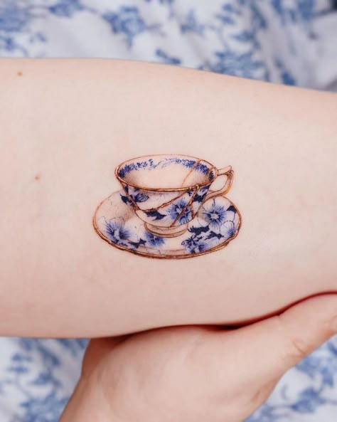 101 Best Kintsugi Tattoo Ideas That Will Blow Your Mind! - Outsons Kintsugi Tattoo Ideas, Kintsugi Tattoo, Teapot Tattoo, Bday Tattoo, Blue Ink Tattoos, Tea Tattoo, Teacup Tattoo, Brain Tattoo, Tattoo Appointment