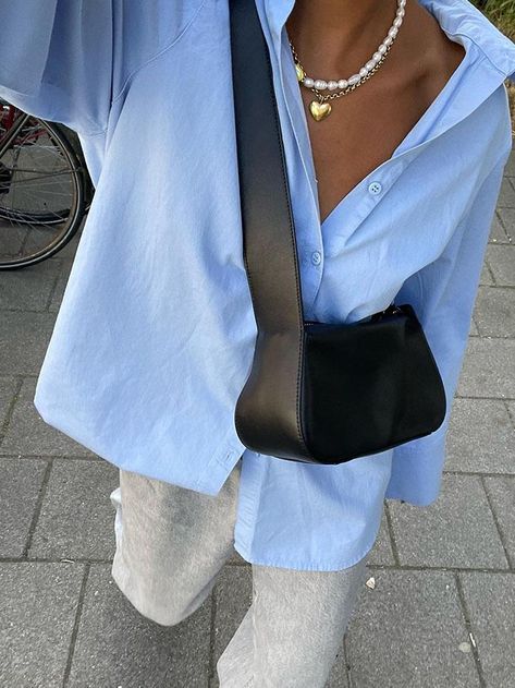 Post Beach Outfit, Spring 2024 Fashion Outfits, Outfits With Handbags, Spring Outfits 2024 Trends, Southern Chic Outfits, Clean Style Outfit, Summer Outfits Tomboy, Clean Look Outfit, Summer Shirt Outfit